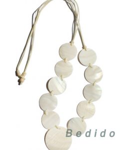 Women's Kabebe Shell Necklace